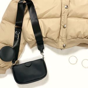 Black Minimalist Baguette Bag With Coin Case